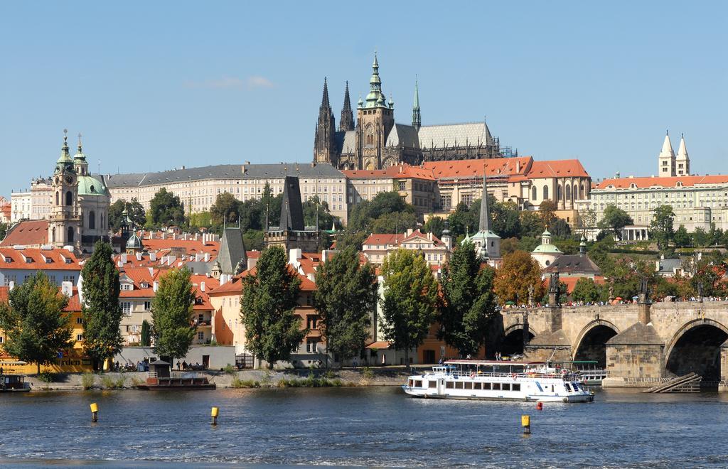 Kavalir Hotel Prague Ngoại thất bức ảnh