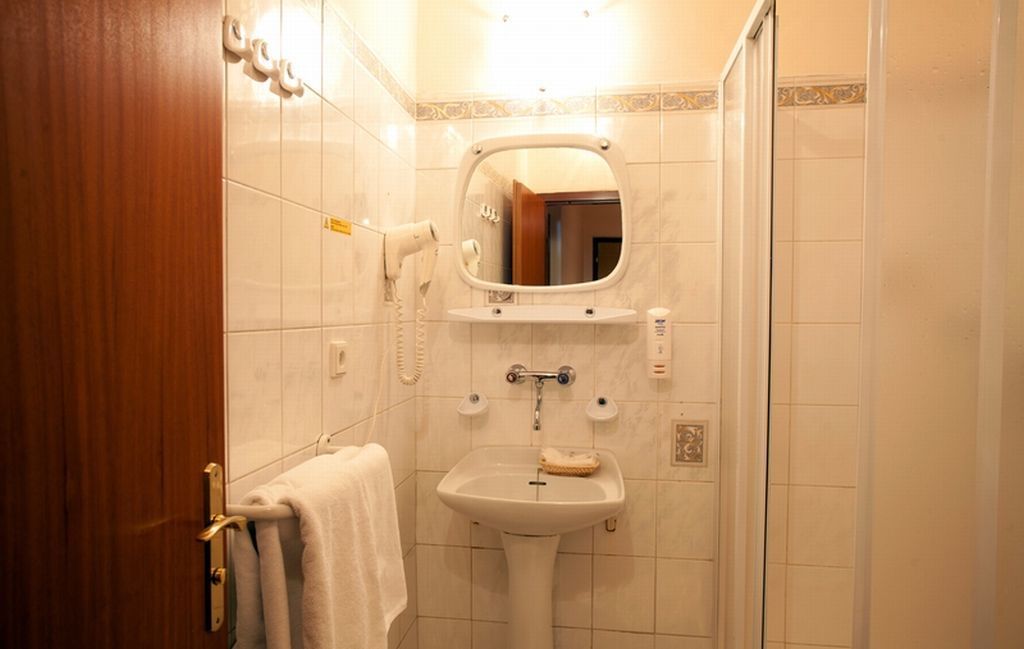 Kavalir Hotel Prague Ngoại thất bức ảnh