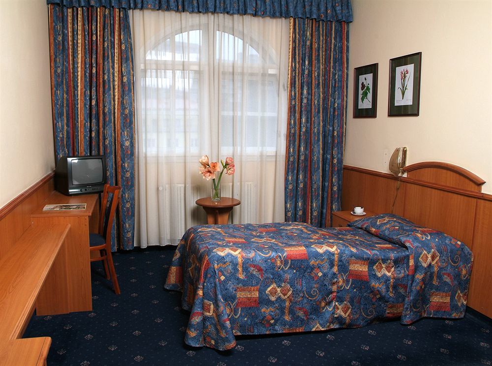 Kavalir Hotel Prague Ngoại thất bức ảnh